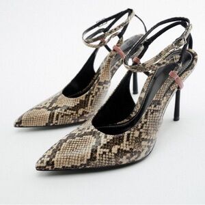 Zara Snake Pattern Heels in Black and Tan barely worn